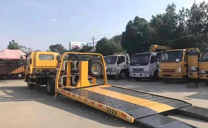 元谋汽车中途维修案例