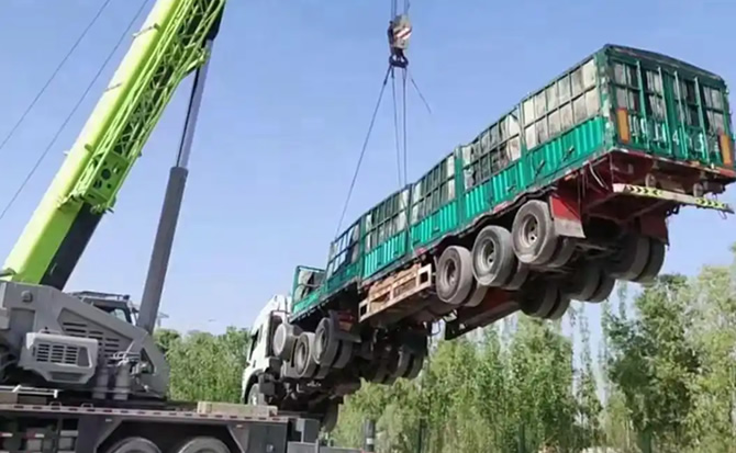 元谋道路脱困救援案例